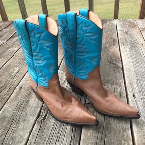Guess cowboy boots